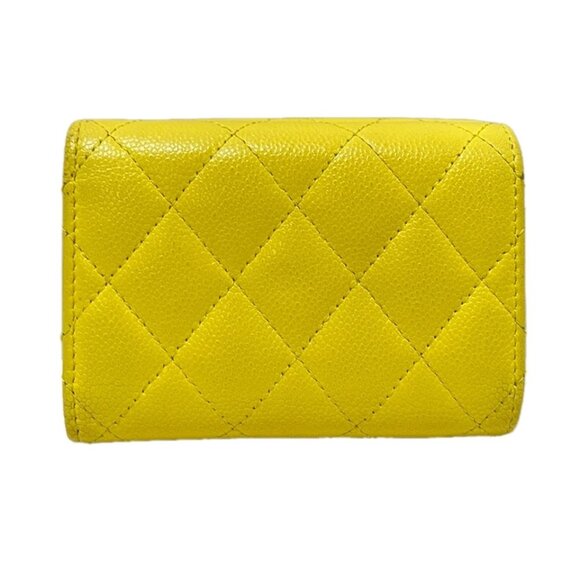 CHANEL Matelasse - Yellow Calfskin Trifold Wallet Gold hardware 671-081325 - Picture 2 of 10